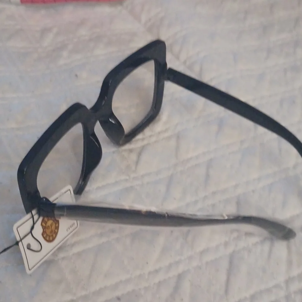 Glasses With Bling!! - Picture 4 of 5